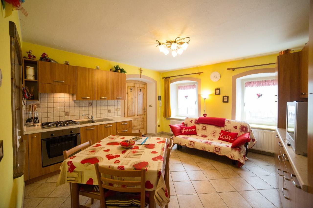 Casa Zambelli Apartment Candide Bagian luar foto